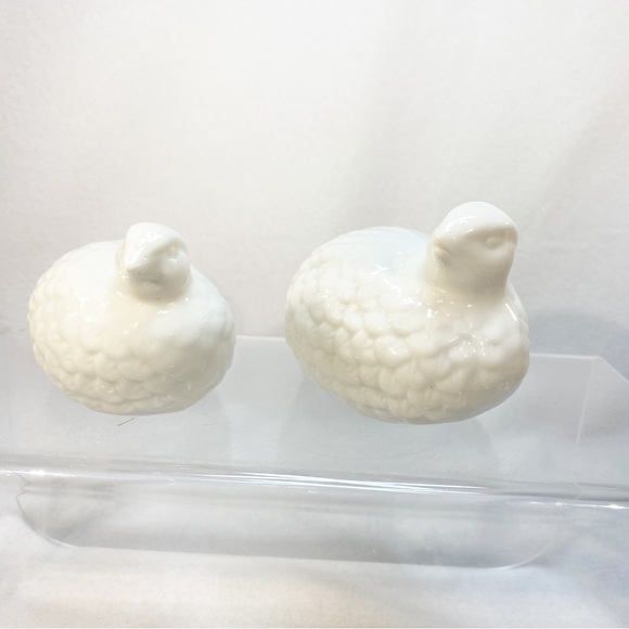 Vintage White Porcelain Toyo Set of Two Quail Made in Japan 3.5” & 4” - Picture 4 of 9